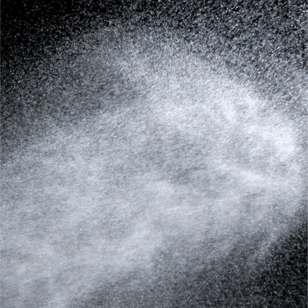 Zero Skin Hair Revival Box, Set für glänzendes gestärktes Haar mit Shampoo und Leave in Spray