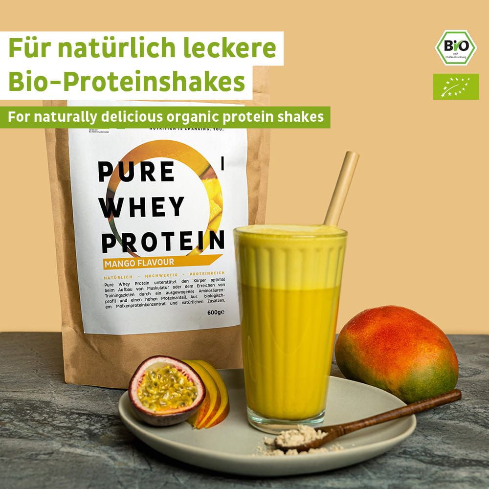 FAIRNATURAL Bio Whey Protein Mango mit Frucht und Shake.