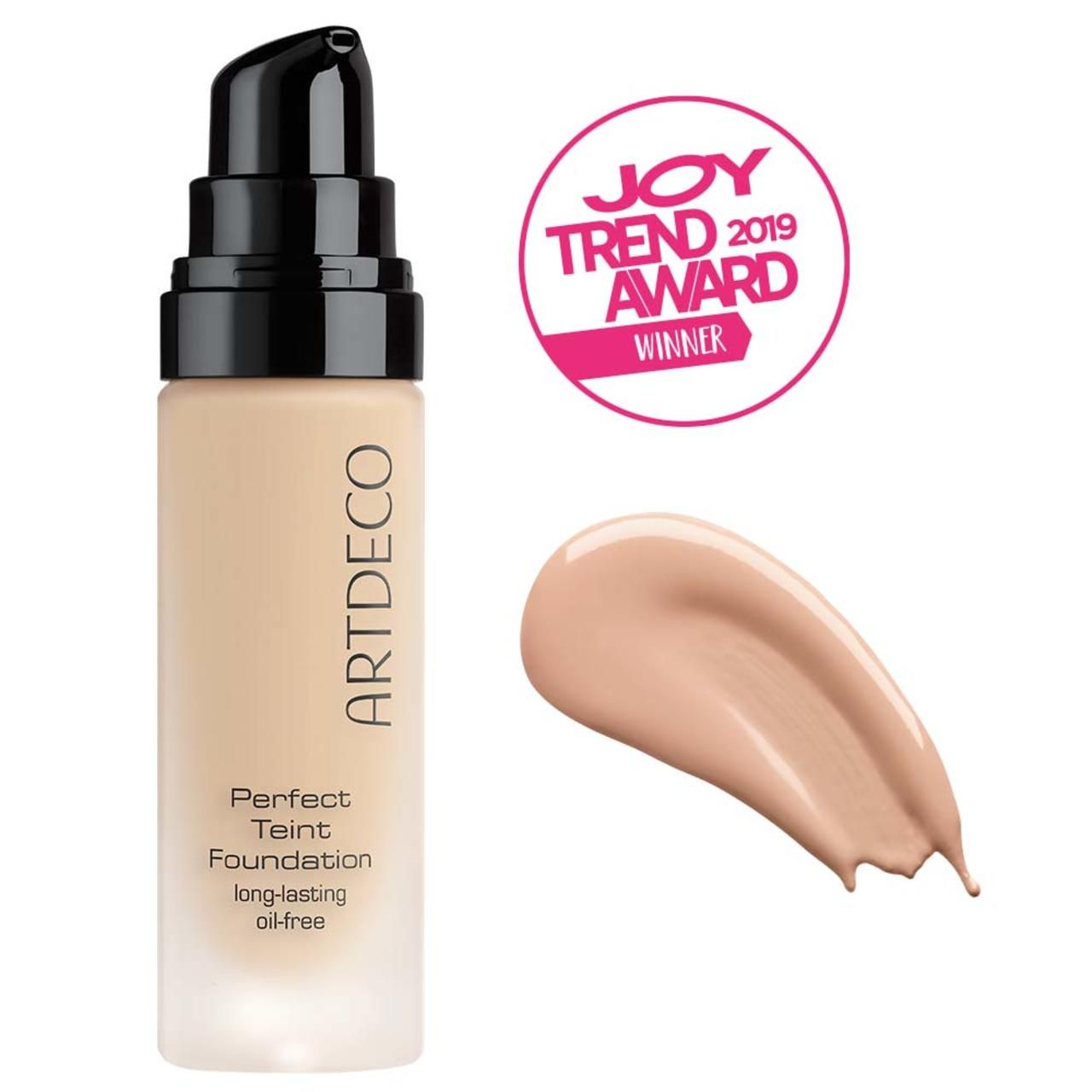 Artdeco Perfect Teint Foundation Flasche mit Pumpe. Farbprobe daneben. Auszeichnung. Ölfrei. Hellbraune Flüssigkeit.