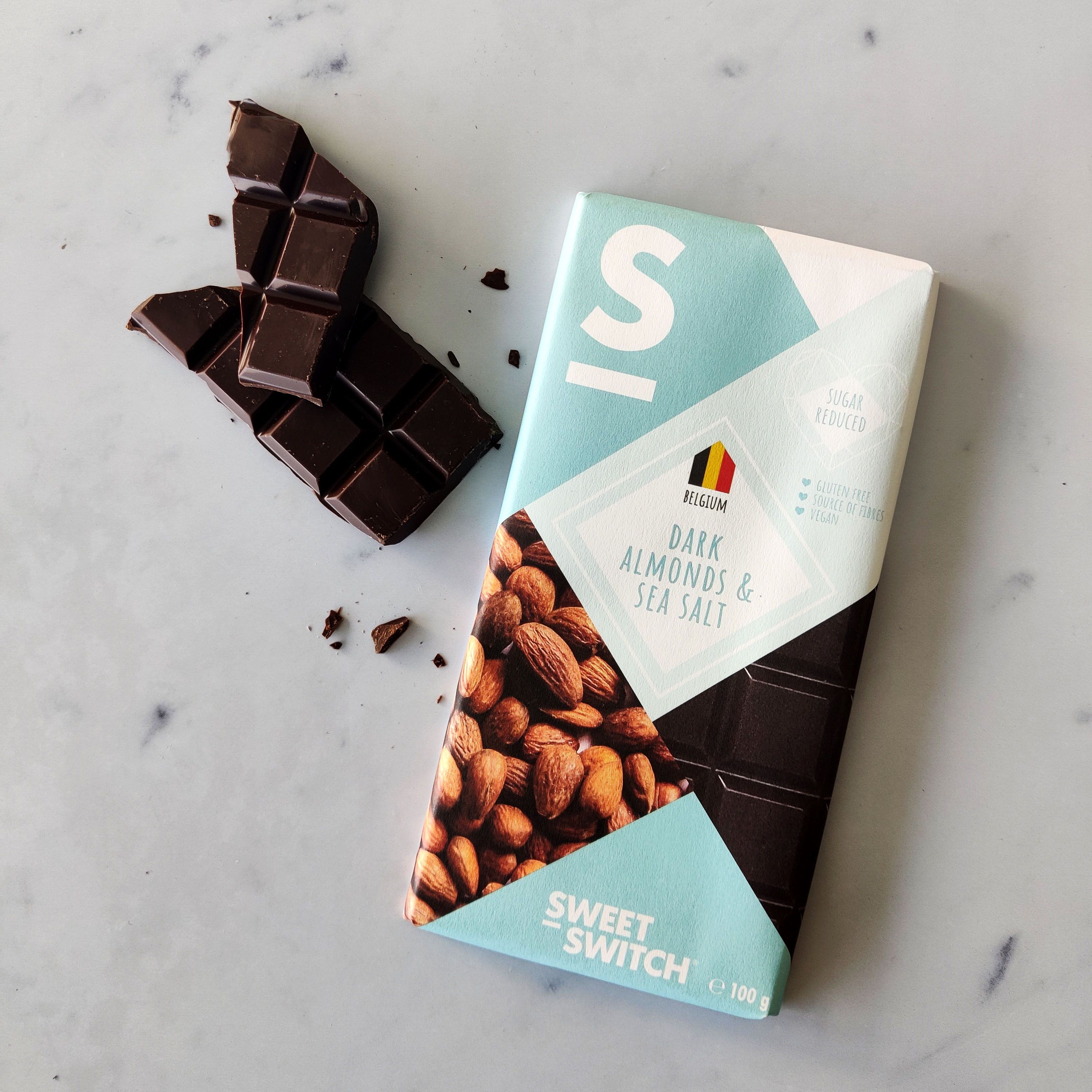 Sweet Switch Dark Almonds&Sea Salt Chocolate 0,1 kg Schokolade