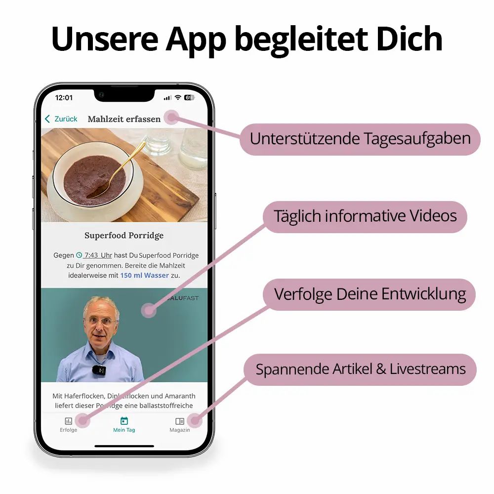 Smartphone mit App-Oberfläche. Zeigt Mahlzeiten, Videos und Artikel. Text: Unsere App begleitet Dich.
