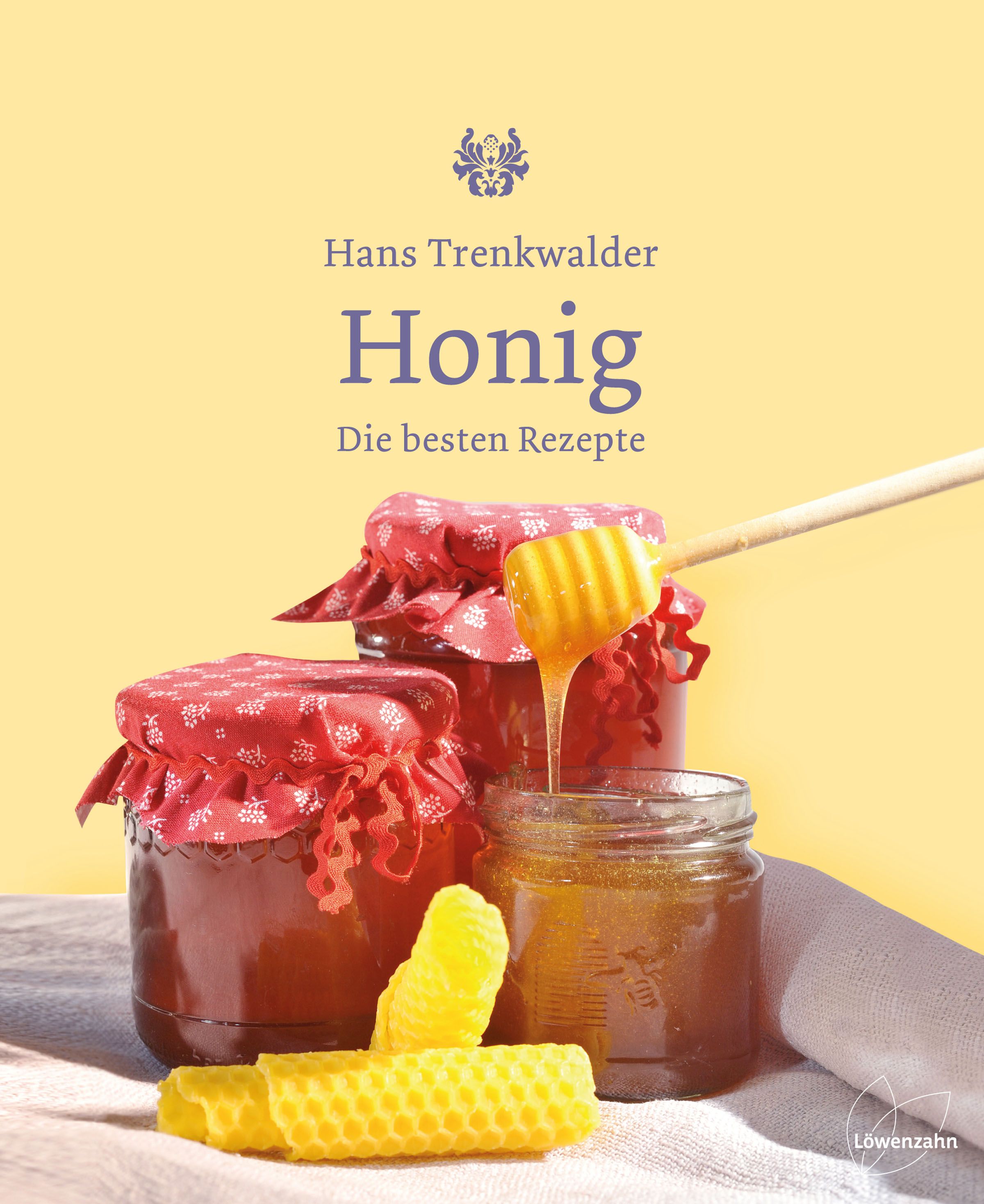 Buchcover mit Titel "Honig". Autor: Hans Trenkwalder. Darunter: "Die besten Rezepte". Drei Gläser Honig, Honigwabe, Honiglöffel.