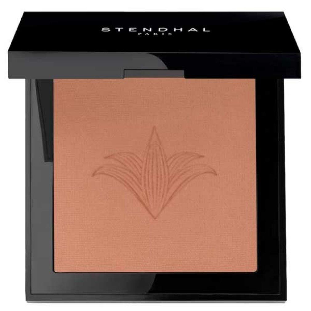 Quadratische Kompaktpuder-Verpackung. Schwarzer Deckel mit Stendhal-Logo. Gebräuntes Puder mit geprägtem Muster.
