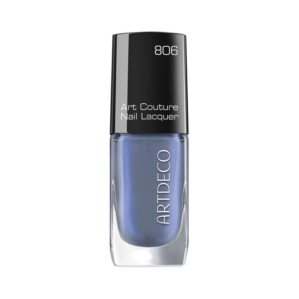 Artdeco Art Couture Nail Lacquer, Farbnummer 806, in einem rechteckigen Glasfläschchen mit schwarzem Deckel.