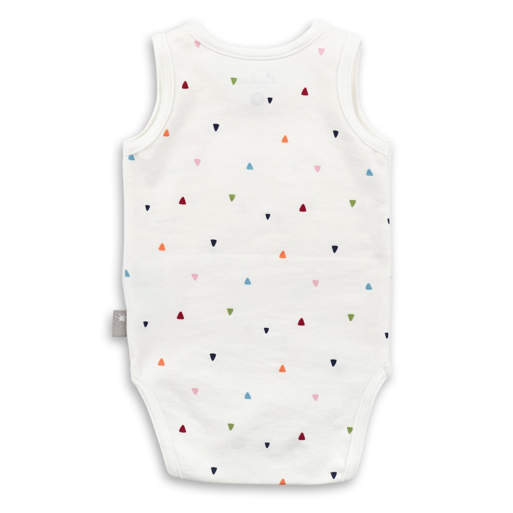 Rückseite eines weißen Babybodys mit bunten Dreiecken. Ärmellos.