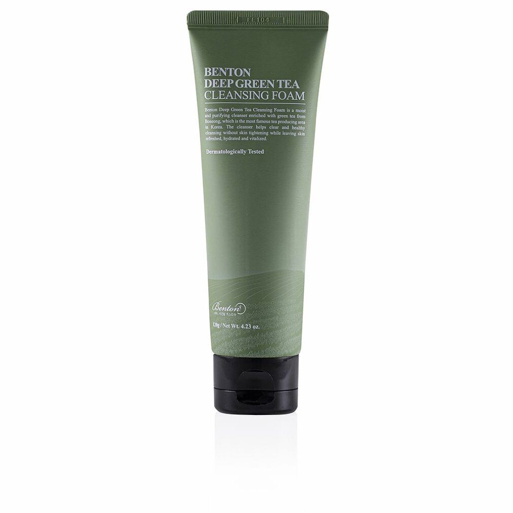 Grüne Tube mit schwarzem Deckel. Text: Benton Deep Green Tea Cleansing Foam. Dermatologisch getestet.