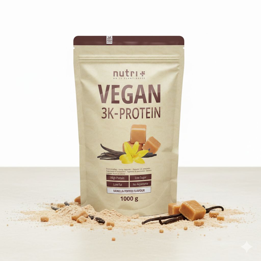 Vorderseite einer hellbraunen Verpackung von nutri+ Veganes Proteinpulver 3k, Vanille-Toffee-Geschmack, 1000g, mit Zutaten-Abbildung.
