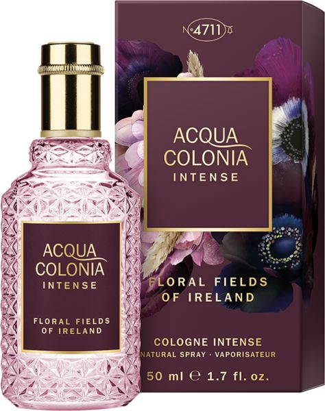 Flasche und Verpackung. Aufschrift: ACQUA COLONIA INTENSE FLORAL FIELDS OF IRELAND. 50 ml. Blumenmuster auf der Verpackung.