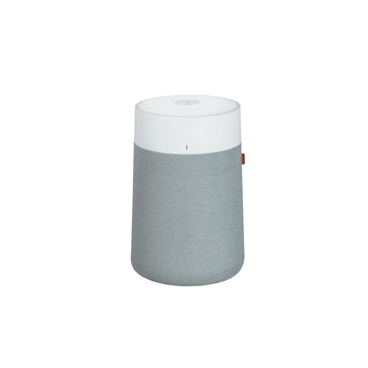 Luftreiniger mit grauem Stoffbezug und weißem Oberteil. Kleiner, orangefarbener Knopf an der Seite.