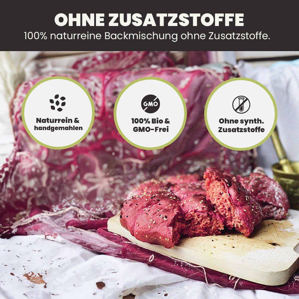 Brot auf Holzbrett. Text: Ohne Zusatzstoffe. 100% naturreine Backmischung. Symbole: Naturrein, GMO-Frei, Ohne synth. Zusatzstoffe.