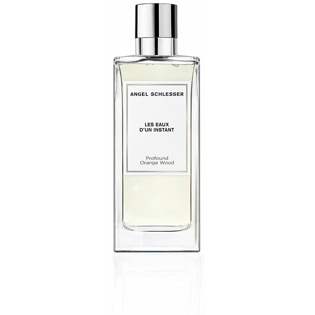 Rechteckiger Glasflakon mit silbernem Verschluss. Auf weißem Etikett: Angel Schlesser, Les Eaux d'un Instant, Profound Orange Wood.