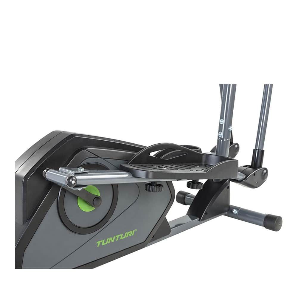 Detailansicht des Crosstrainer-Pedals. Schwarzes Pedal, grauer Rahmen. Tunturi-Logo.