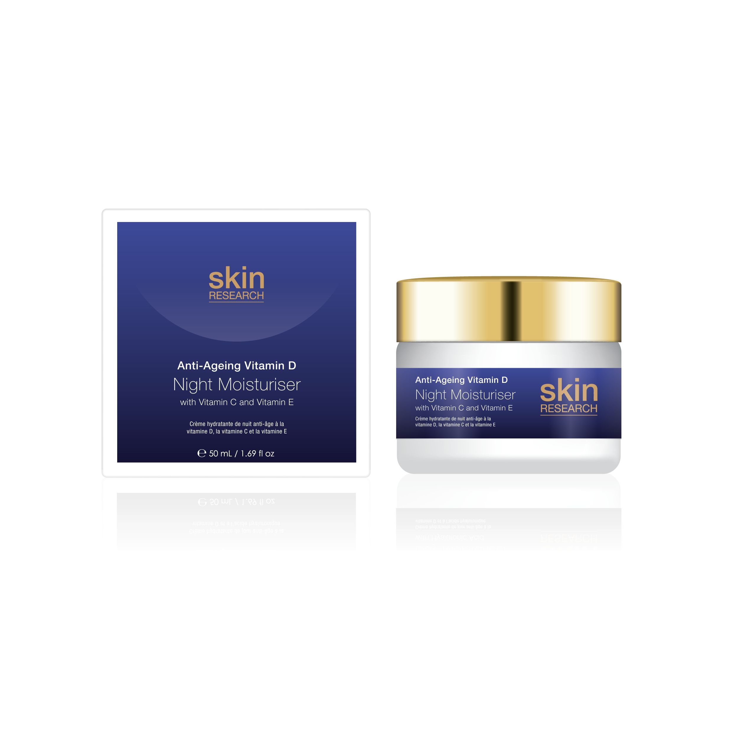 Cremebehälter und Verpackung. Aufschrift: Anti-Aging Vitamin D Night Moisturiser, Vitamin C und E. Marke: skin research. 50 ml.