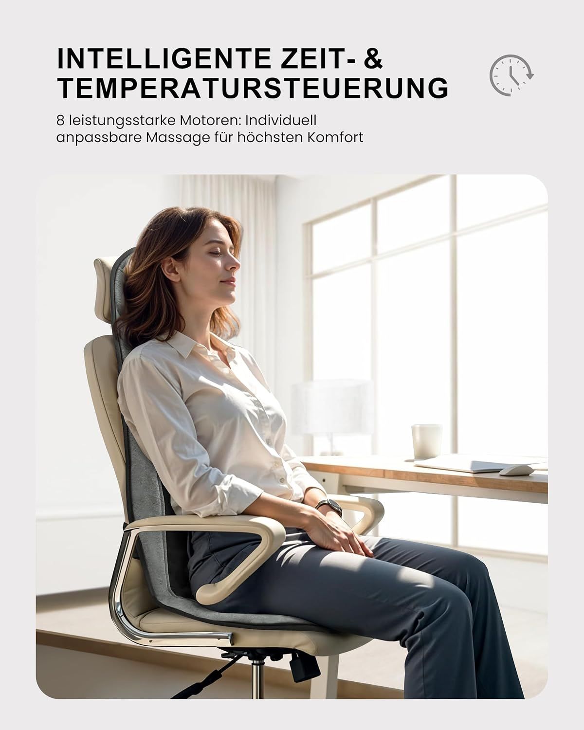 Frau sitzt entspannt in einem Bürostuhl. Massagegerät mit 8 Motoren für individuelle Massage.