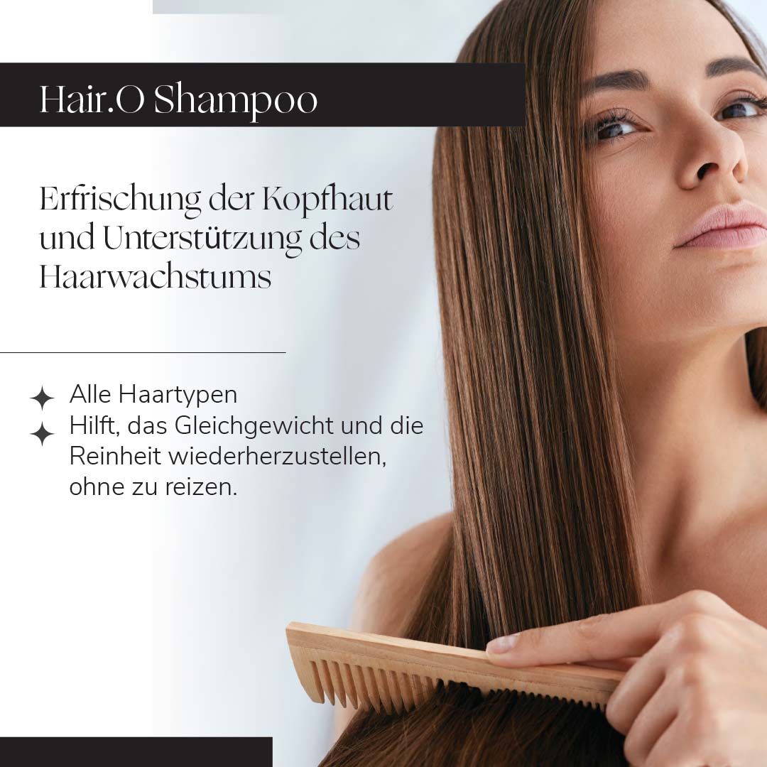 Frau kämmt sich die Haare. Text: Hair.O Shampoo. Erfrischung der Kopfhaut und Unterstützung des Haarwachstums. Für alle Haartypen.