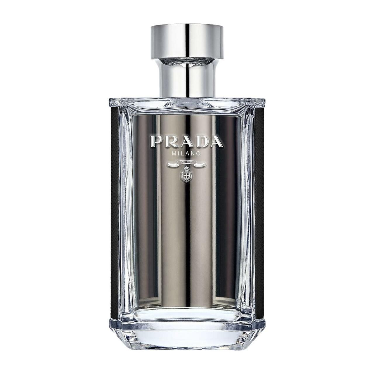 Prada L'Homme Eau de Toilette Flakon. Transparenter Flakon mit silbernem Verschluss. Schwarze Details an den Seiten.