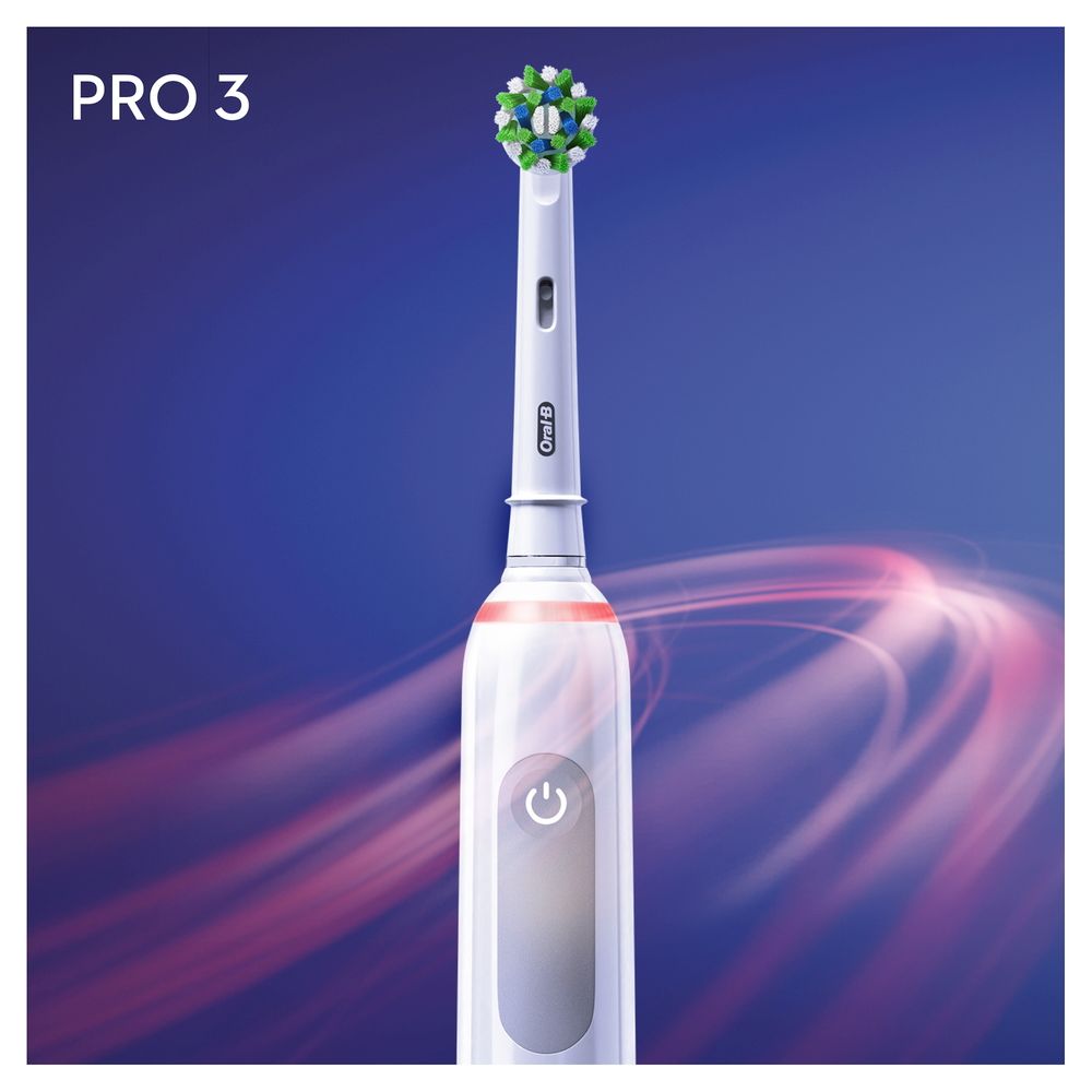Nahaufnahme der elektrischen Zahnbürste. Sichtbar: Oral-B Pro 3, Cross Action Bürstenkopf, Druckkontrolle mit rotem Licht.