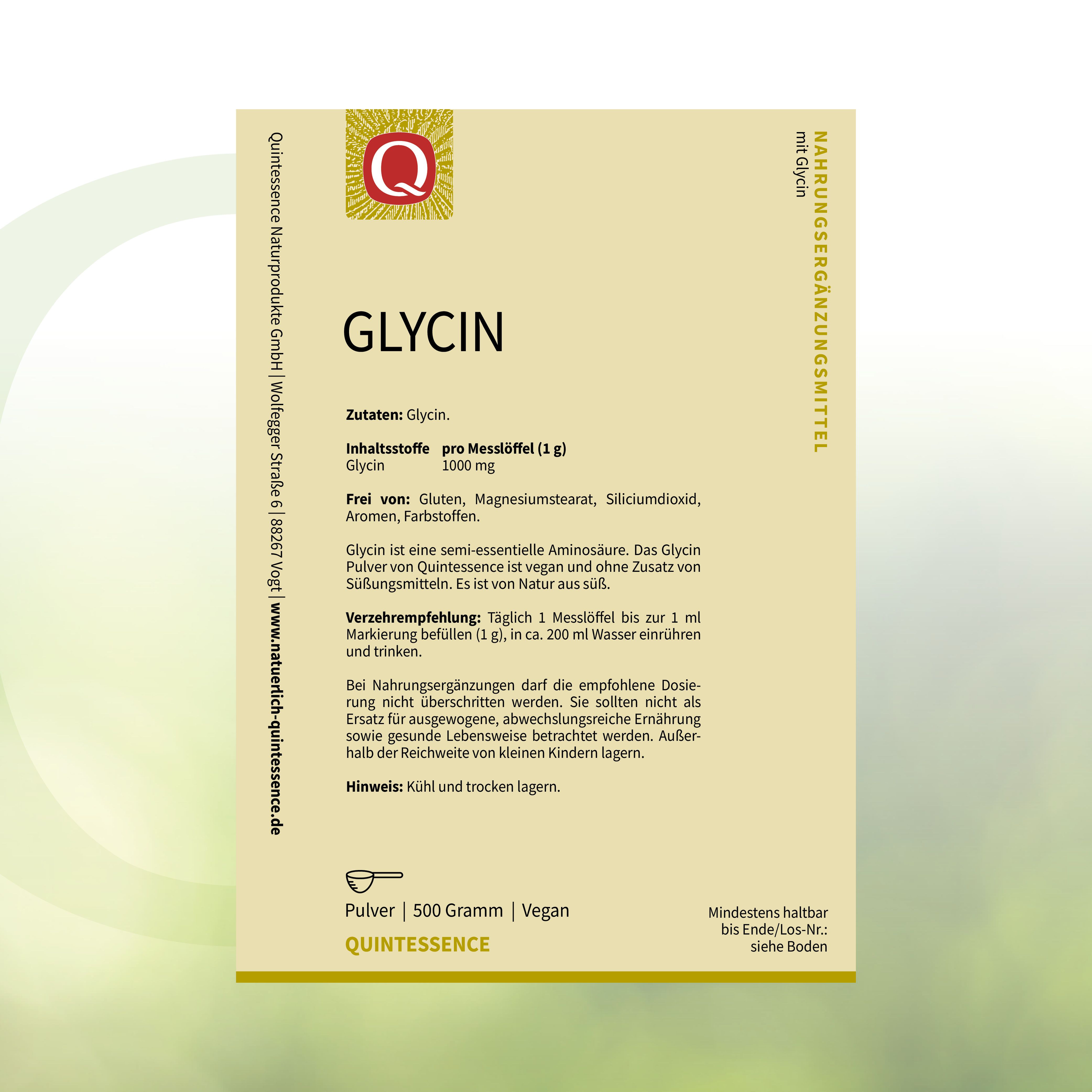 Etikett mit Text. Aufschrift: Glycin, Inhaltsstoffe, 500 Gramm, vegan. Logo: Q. Hintergrund: beige.