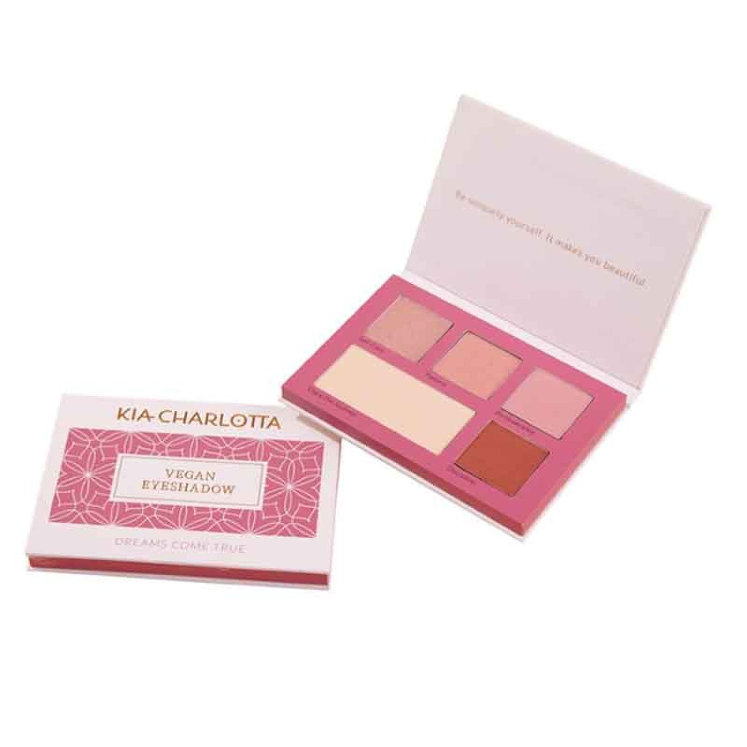 Lidschatten-Palette und Verpackung. Die Palette hat fünf Farben. Die Verpackung trägt den Schriftzug KIA-CHARLOTTA VEGAN EYESHADOW.