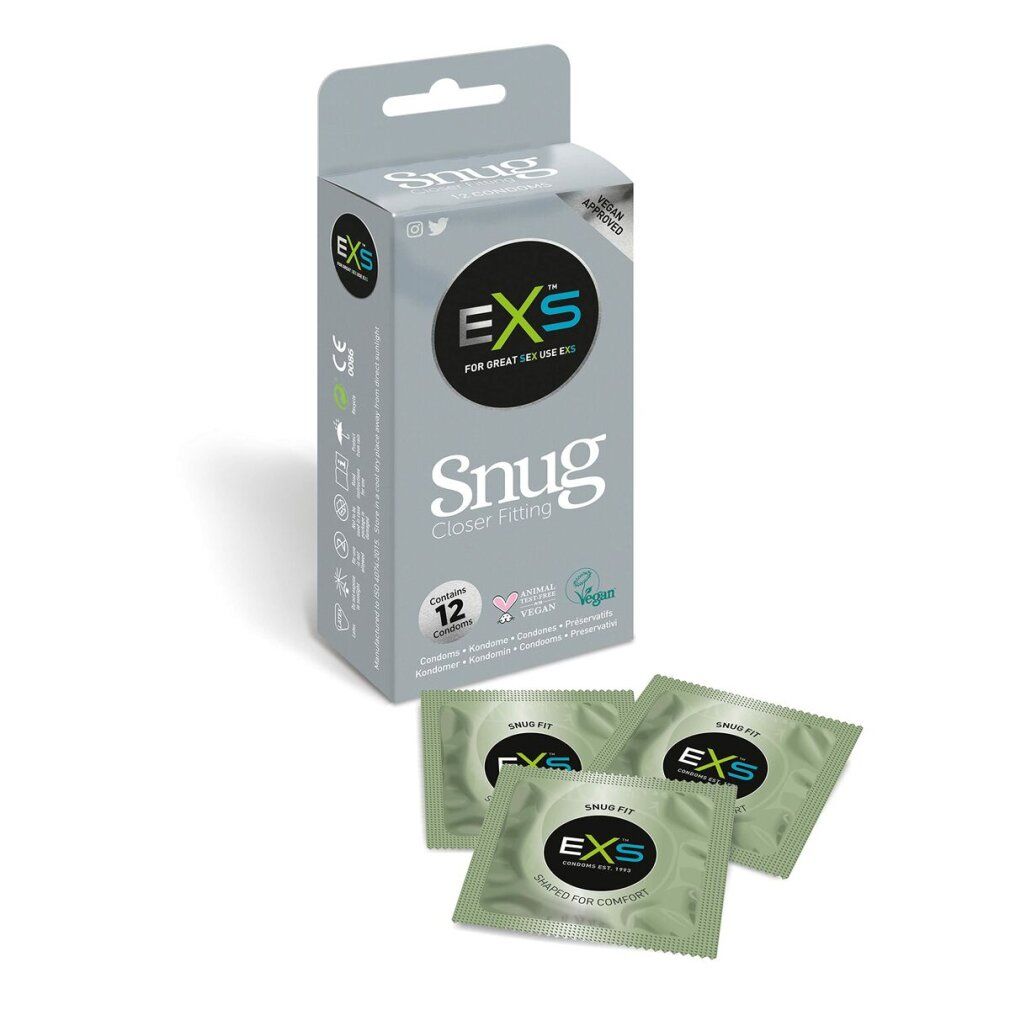Schachtel mit 12 EXS Snug Fit Kondomen und 3 Einzelverpackungen. Aufschrift: Snug Closer Fitting. Vegan Approved.