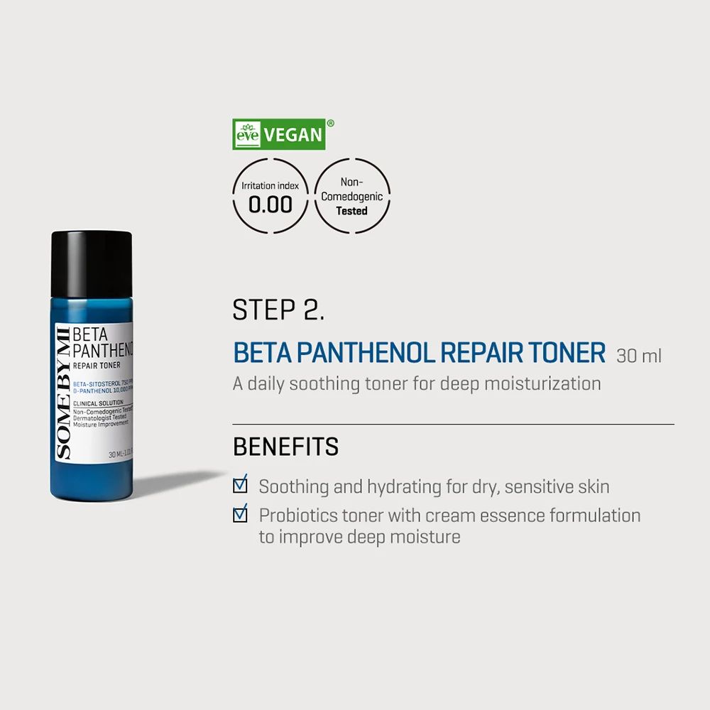 Blaues Fläschchen mit schwarzem Deckel. Aufdruck: SOME BY MI, Beta Panthenol Repair Toner. Text auf weißem Hintergrund.