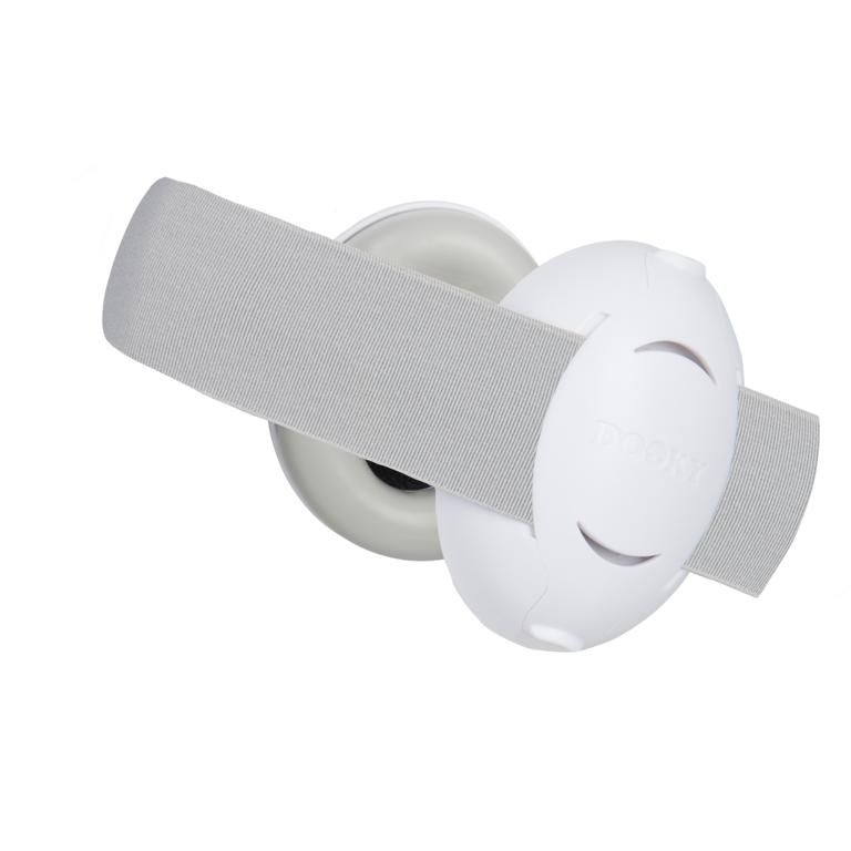 Grau-weißer Gehörschutz. Ohrmuscheln mit Stirnband. Dooky-Logo.