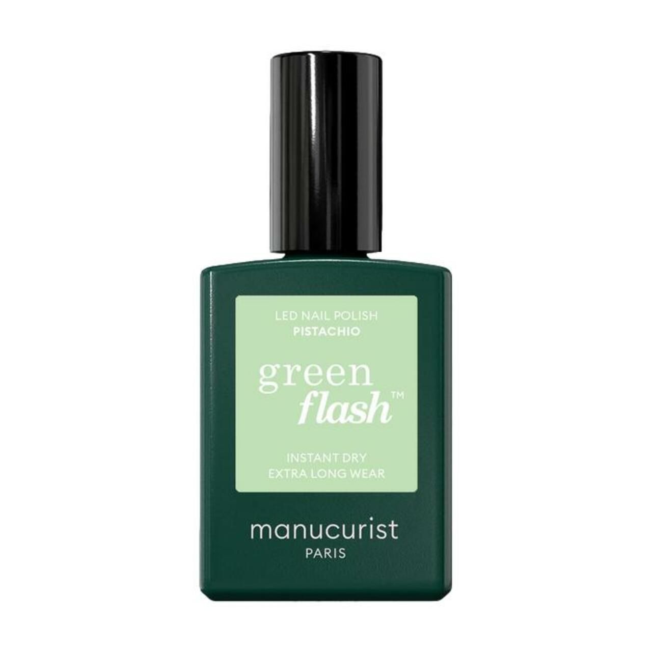 Grüner Nagellack von Manucurist. Aufschrift: Green Flash, Pistachio. Sofort trocknend, extra langer Halt.