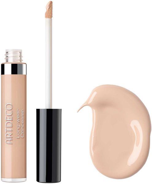 Artdeco Long-Wear Concealer, Fläschchen geöffnet, mit Applikator und einem Swatch.
