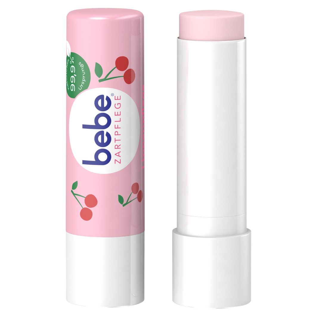 Zwei Lippenpflegestifte, rosa mit Kirschmuster und "bebe Zartpflege" Logo. Enthält 99,9% natürlichen Ursprungs. Deckel offen.