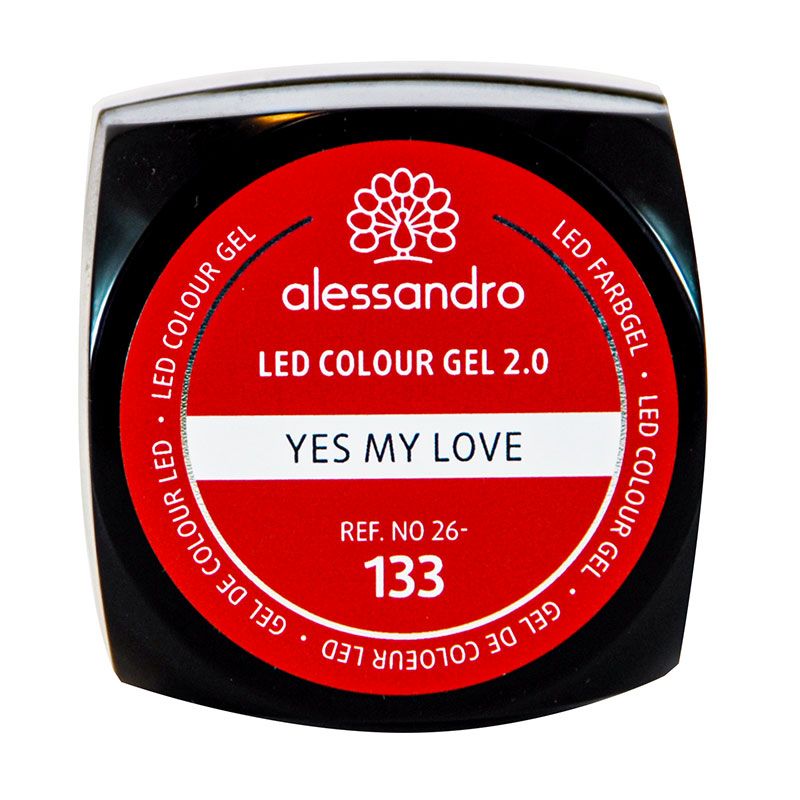 Roter Alessandro LED Colour Gel 2.0. Schwarzer Behälter mit rotem Etikett. Aufschrift: "YES MY LOVE" und Farbnummer 133.
