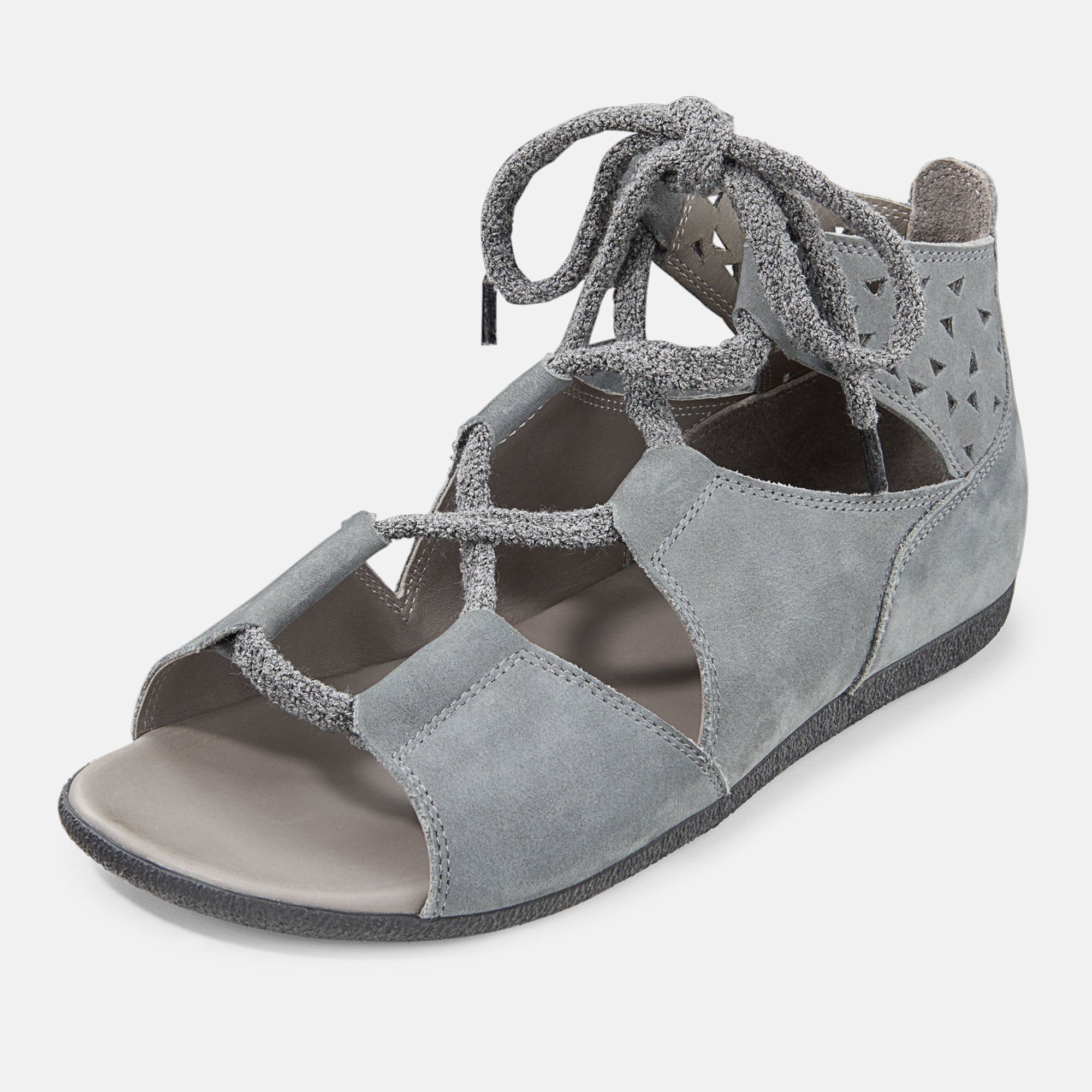 Graue Sandale mit Schnürung. Offene Zehen, seitliche Aussparungen und Fersenriemen. Hellgraue Sohle.