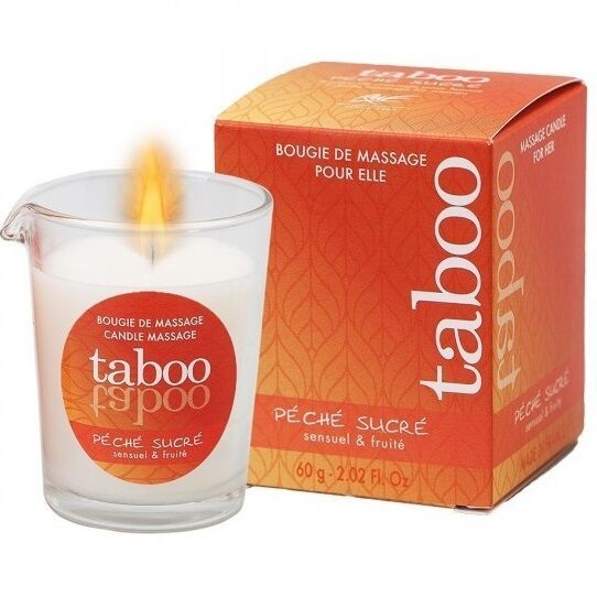 Glasbehälter mit brennender Kerze und roter Verpackung. Verpackung mit Text: taboo, Pêche Sucré, sensual & fruité, 60g.