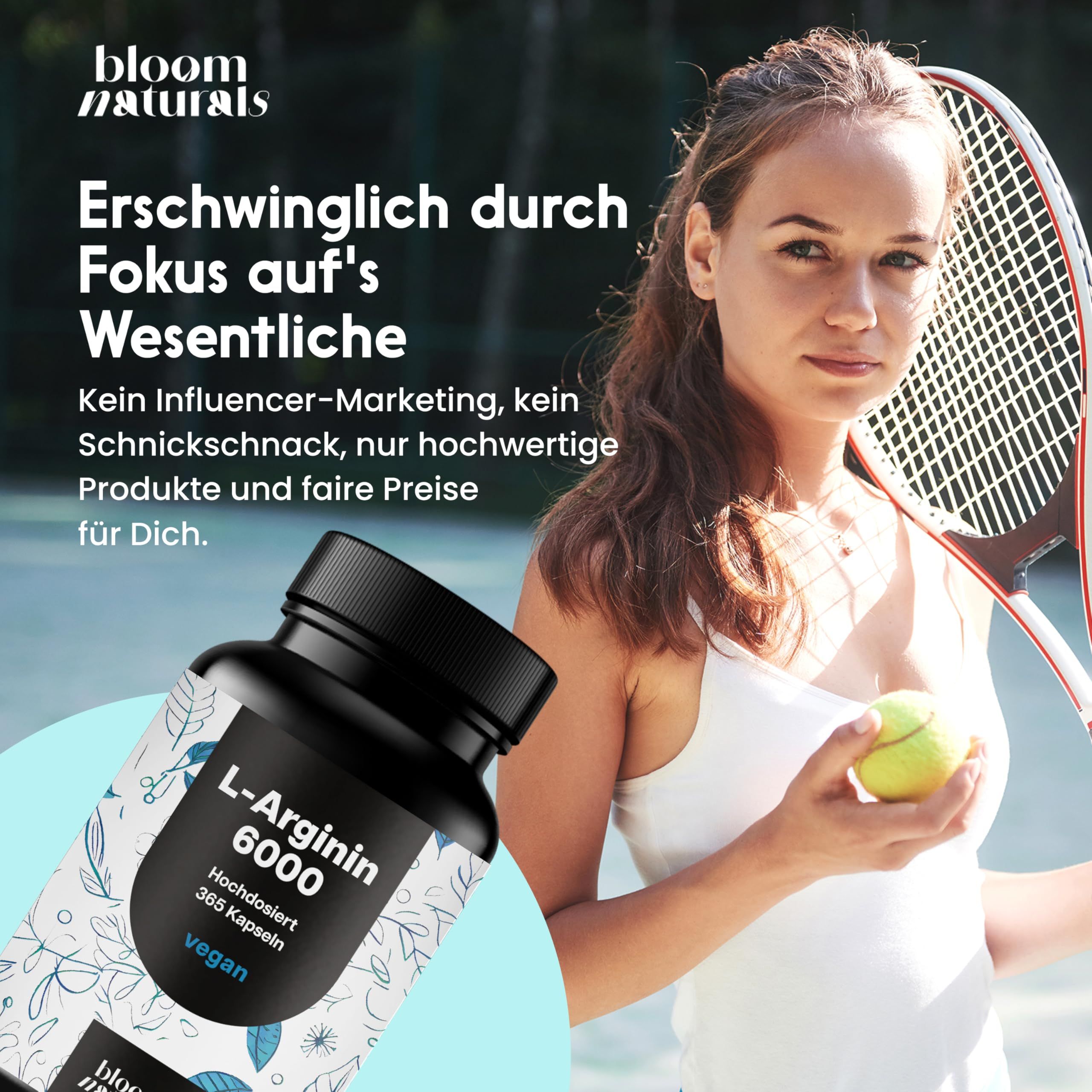 Frau mit Tennisschläger und Ball neben L-Arginin Dose, Marke Bloom Naturals.