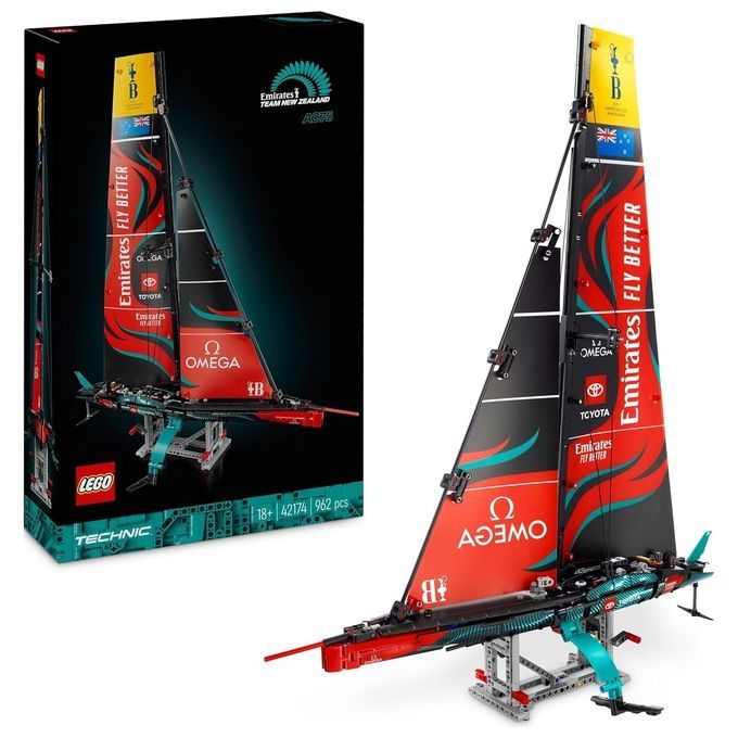 LEGO Yacht Emirates Team New Zealand AC75