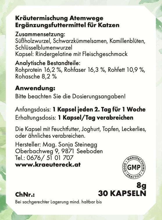 Etikett mit Text: Kräutermischung Atemwege, Ergänzungsfuttermittel für Katzen. 30 Kapseln. GMP-Siegel. Herstellerinformationen.