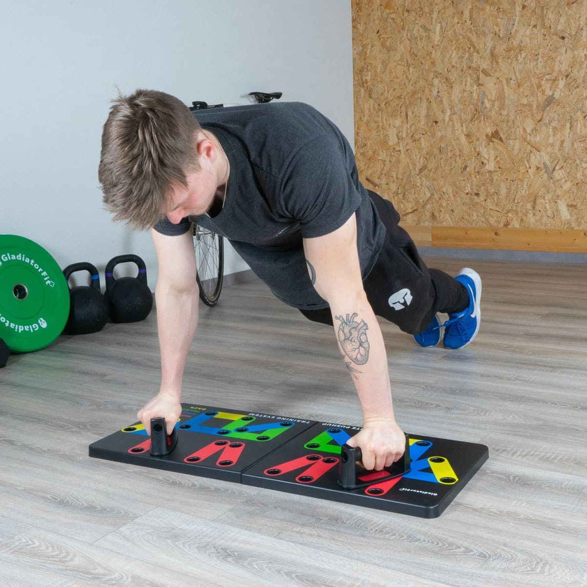 Multifunktionales "Push Up Board" für Liegestütze