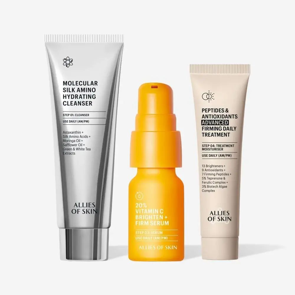 Drei Kosmetikprodukte: Reiniger, Serum und Feuchtigkeitspflege. Alle von Allies of Skin.