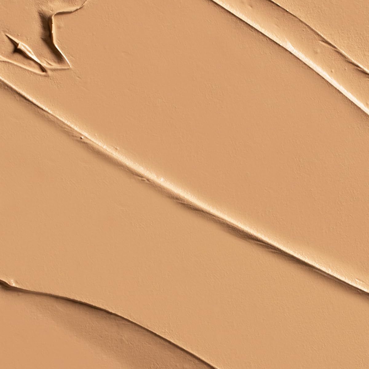 Nahaufnahme von Foundation-Swatches in verschiedenen Hauttönen.