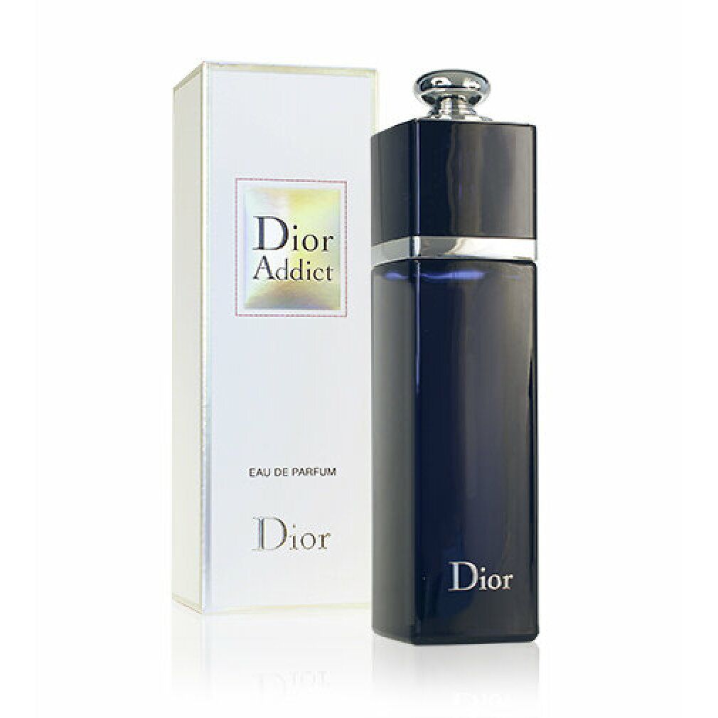Dior Addict Eau de Parfum Flakon und Verpackung. Flakon dunkelblau, silberner Deckel. Verpackung weiß mit Logo.