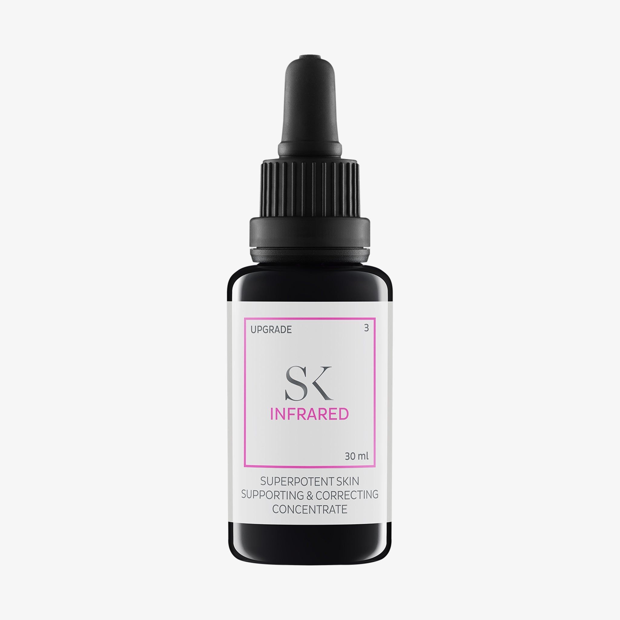 Schwarze Flasche mit Tropfer. Etikett mit "SK INFRARED" und Text. 30 ml. Produktname und Text sind rosa umrandet.