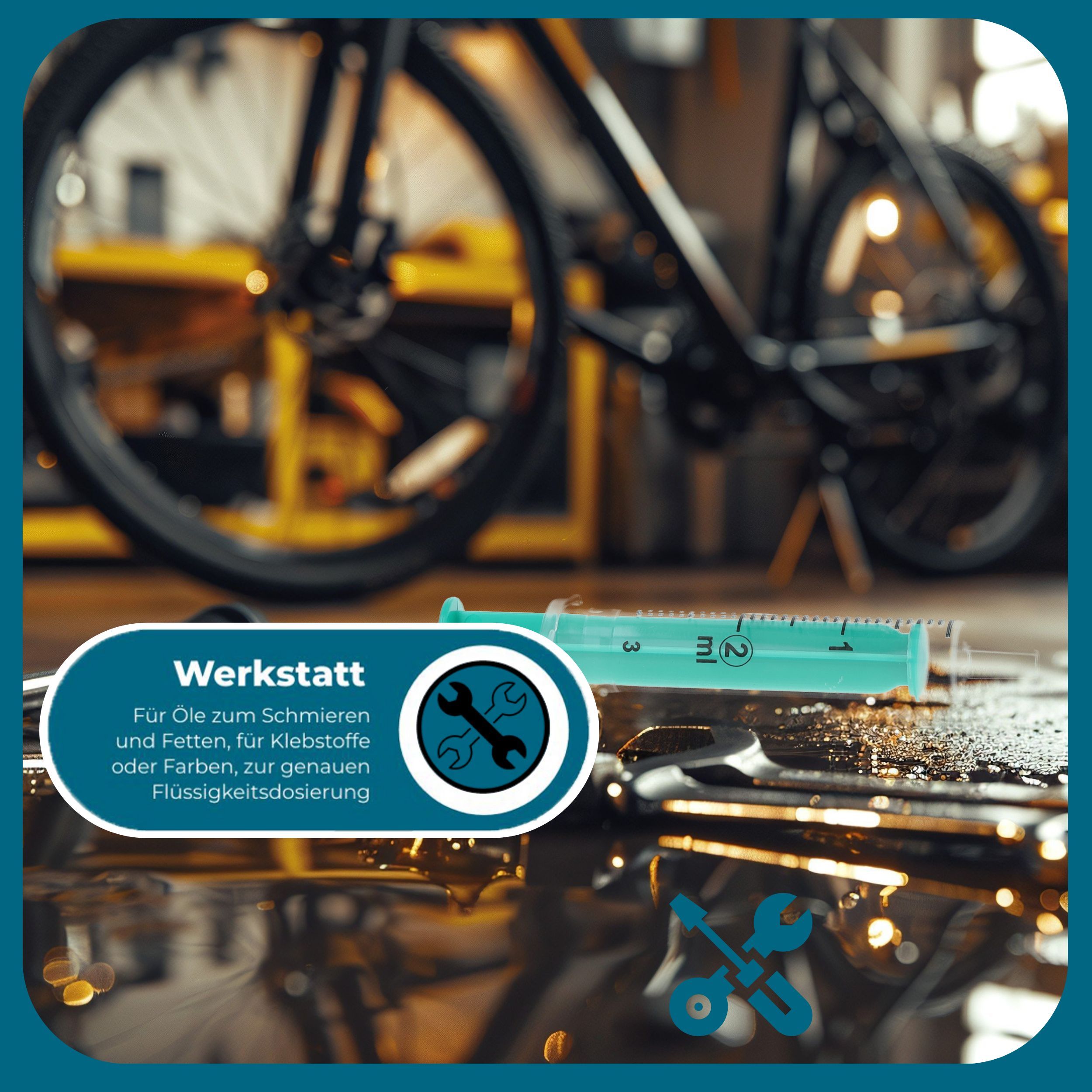 Grüne Spritze, 2ml, auf einer Werkbank. Hintergrund: Werkzeuge. Text: Werkstatt.