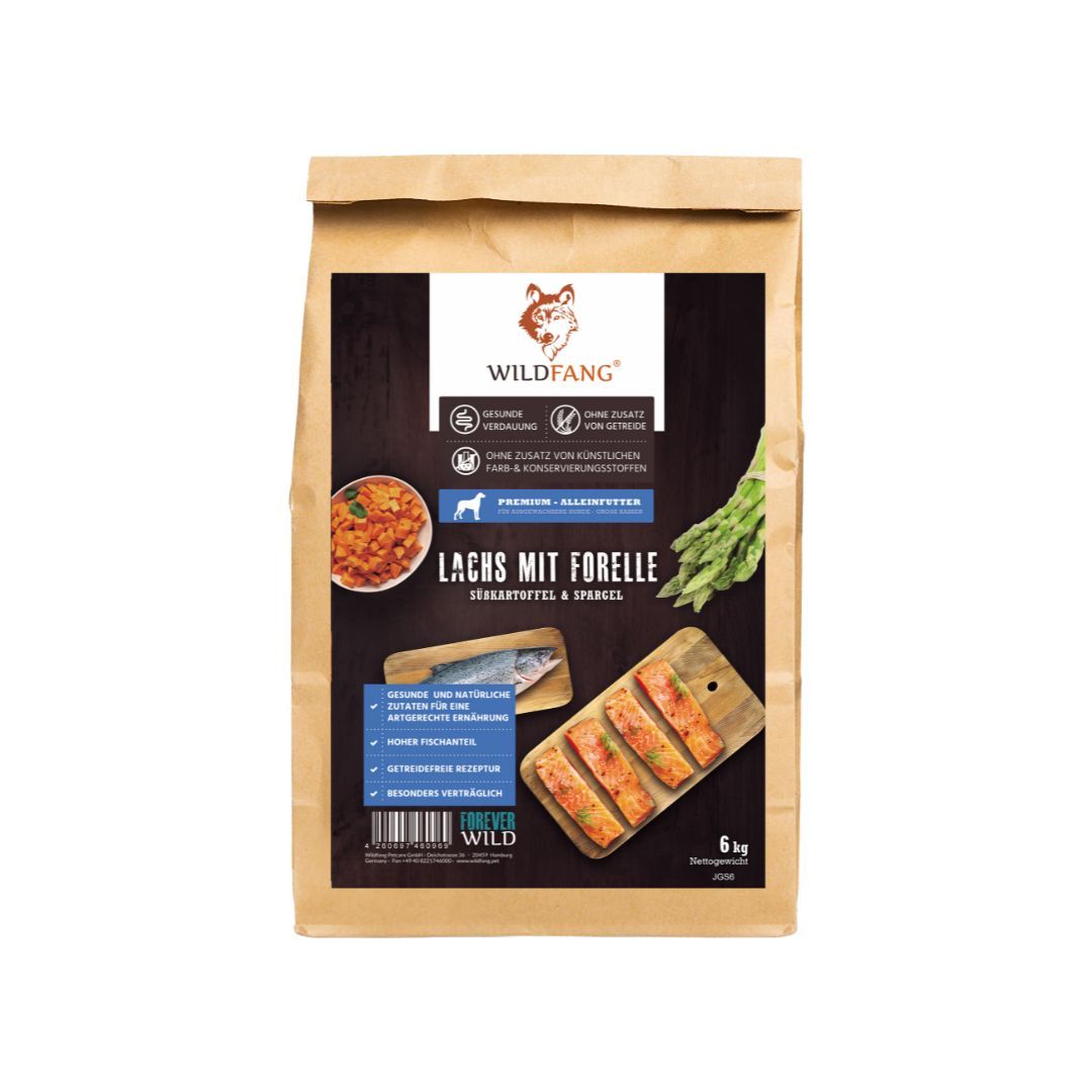 Hundefutter-Beutel aus braunem Papier. Aufdruck: WILDfang, Lachs mit Forelle, Premium-Alleinfutter. 6 kg.