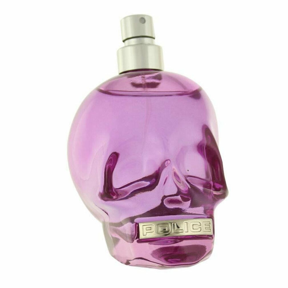 Lila Totenkopf-Parfümflasche mit silbernem Zerstäuber und POLICE-Schriftzug.