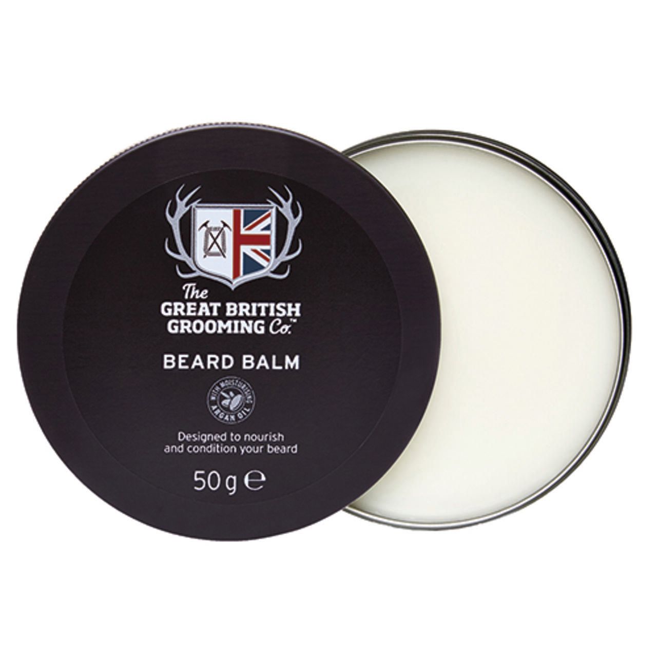 Geöffnete, runde Dose. Schwarzer Deckel mit Aufschrift. Innen: weißer Balsam. The Great British Grooming Co., Beard Balm, 50g e.