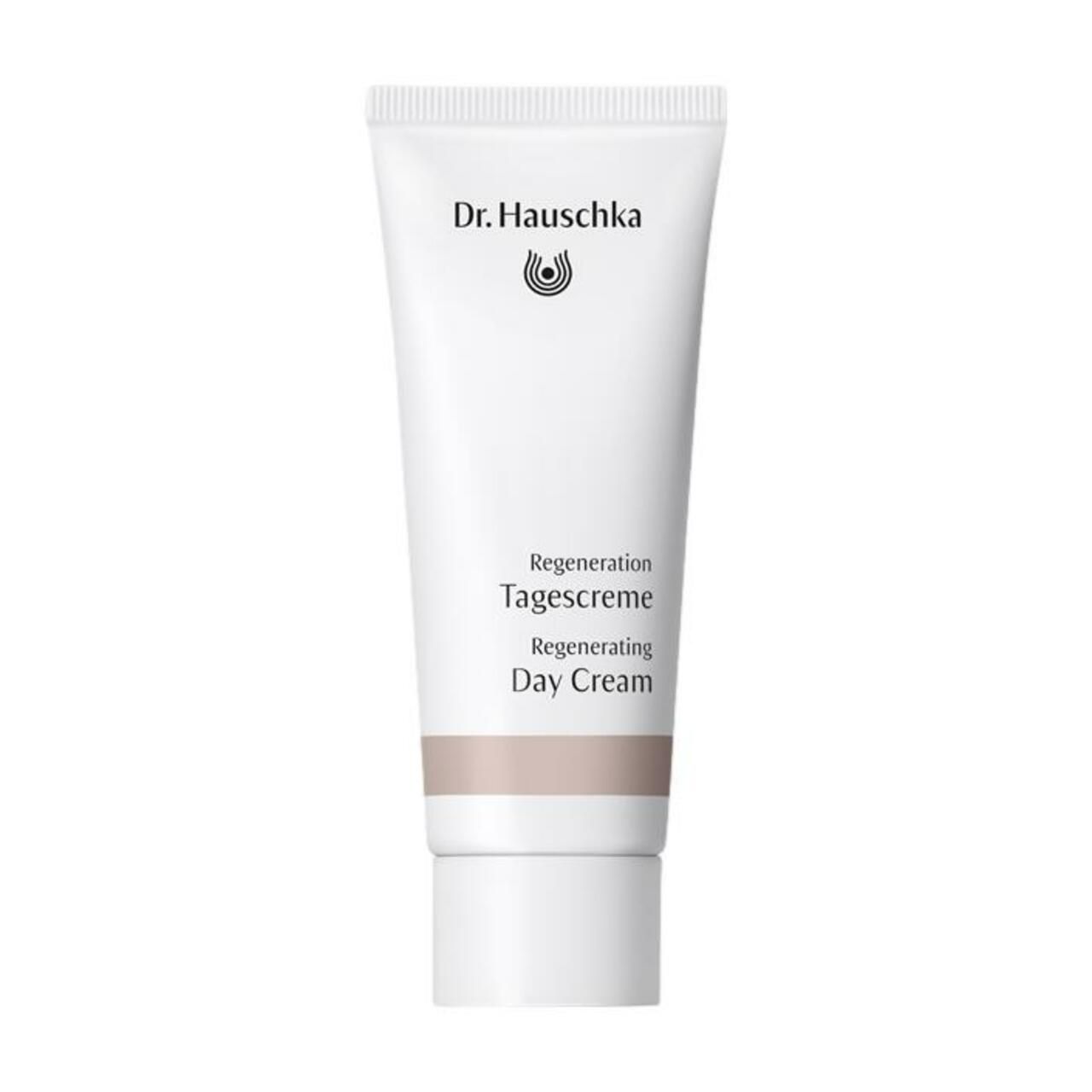 Creme-Tube mit Aufschrift Dr. Hauschka, Regeneration Tagescreme, Regenerating Day Cream.
