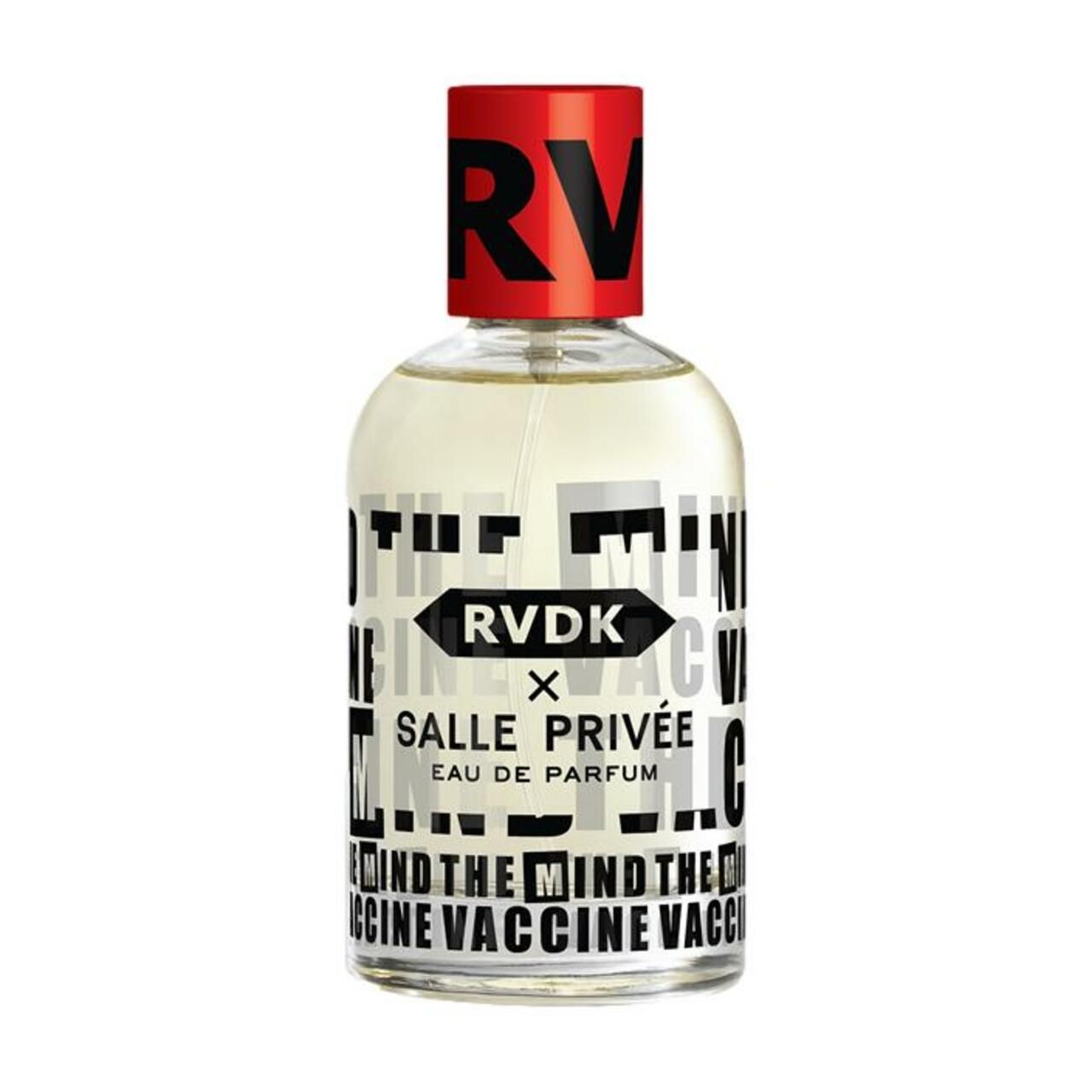 Parfümflasche mit rotem Deckel. Aufschrift: R.V.D.K. x Salle Privée, Eau de Parfum. Weißes Etikett mit schwarzem Text.