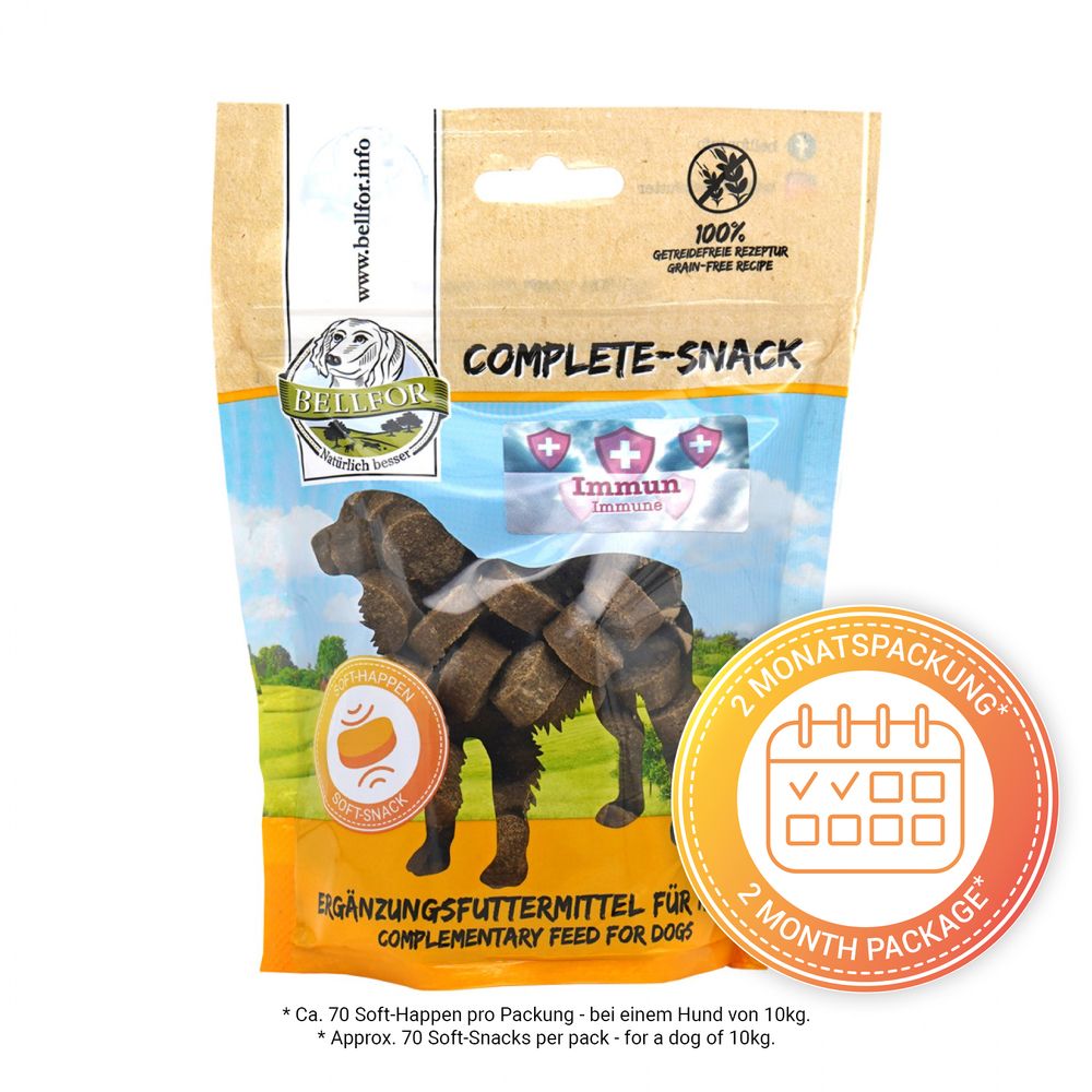 Verpackung mit Hundesnacks. Aufdruck: "COMPLETE-SNACK Immun". Logo und Text: "Bellfor". Aufkleber: "2 MONATSPACKUNG".