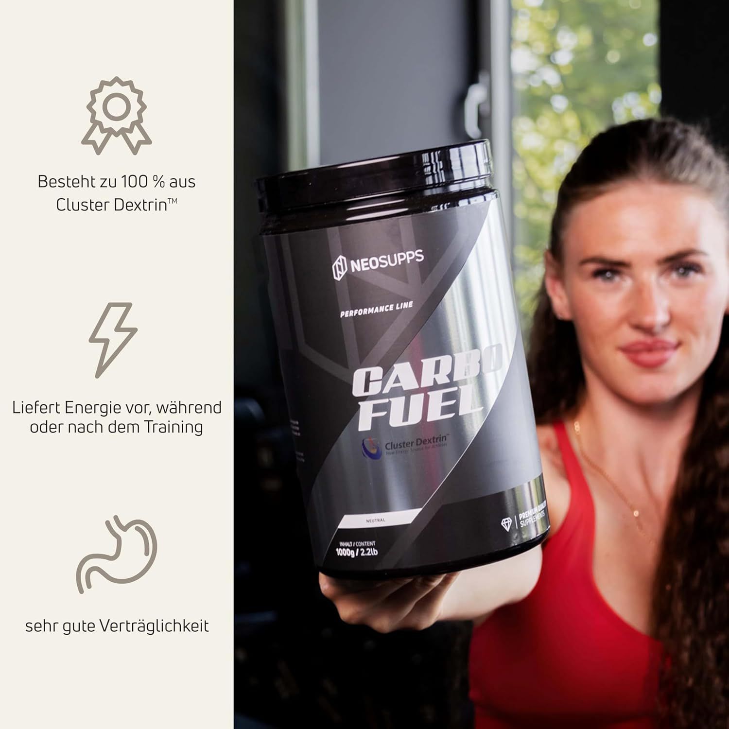 Schwarze Dose mit "CARBO FUEL"-Aufdruck, gehalten von einer Frau. Text: "NEOSUPPS", "Cluster Dextrin".