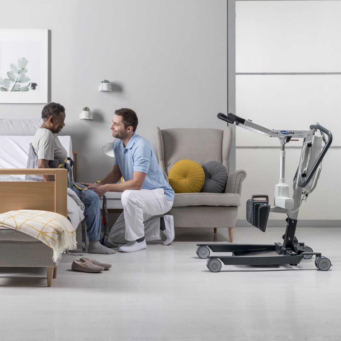 INVACARE Aufstehlifter ISA Compact