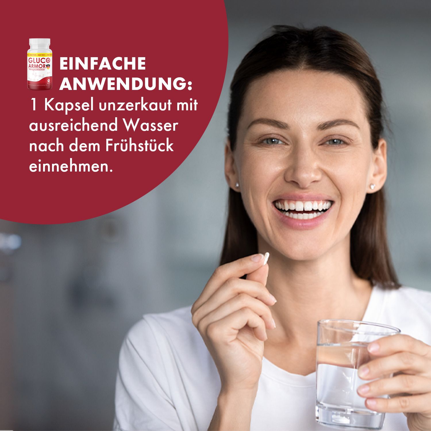 Frau hält Kapsel und Glas Wasser. Text: EINFACHE ANWENDUNG: 1 Kapsel unzerkaut mit ausreichend Wasser nach dem Frühstück einnehmen.